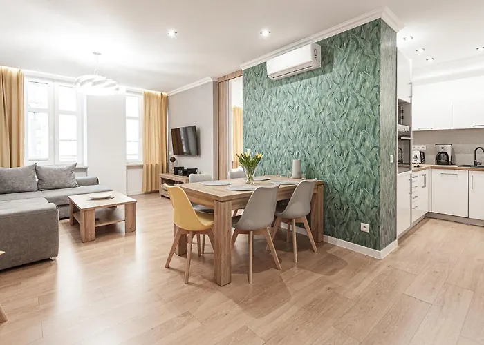 דירה Chopina 4 *